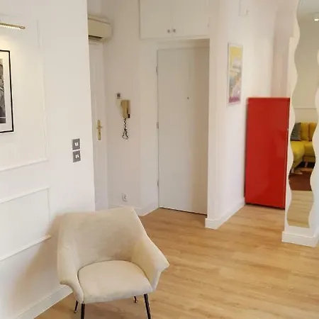 123 Sadi Carnot, Classe 2 Etoiles Daire Saint-Raphaël